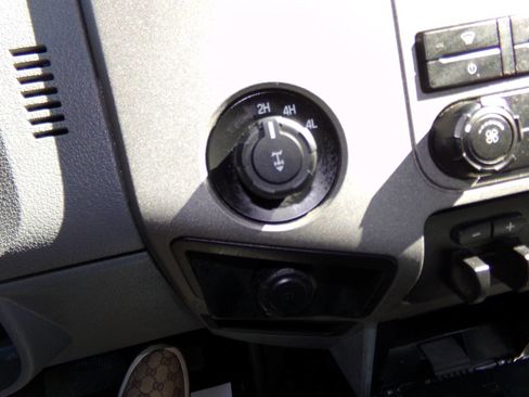 Used 2012 Ford F250 XLT image 60