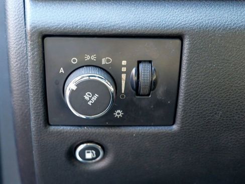 Used 2014 Jeep Grand Cherokee Limited w/ Luxury Group II image 48