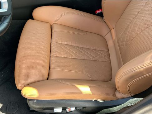 Used 2023 BMW 530e w/ Premium Package RWD image 20