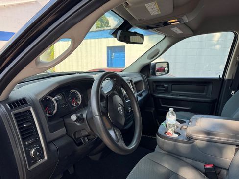 Used 2014 RAM 1500 Express w/ Black Ram 1500 Express Group AWD/4WD image 4