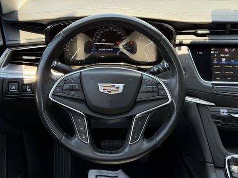 Used 2019 Cadillac XT5 Luxury AWD/4WD image 17