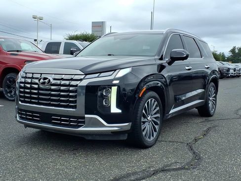 Used 2024 Hyundai Palisade Calligraphy AWD/4WD image 3