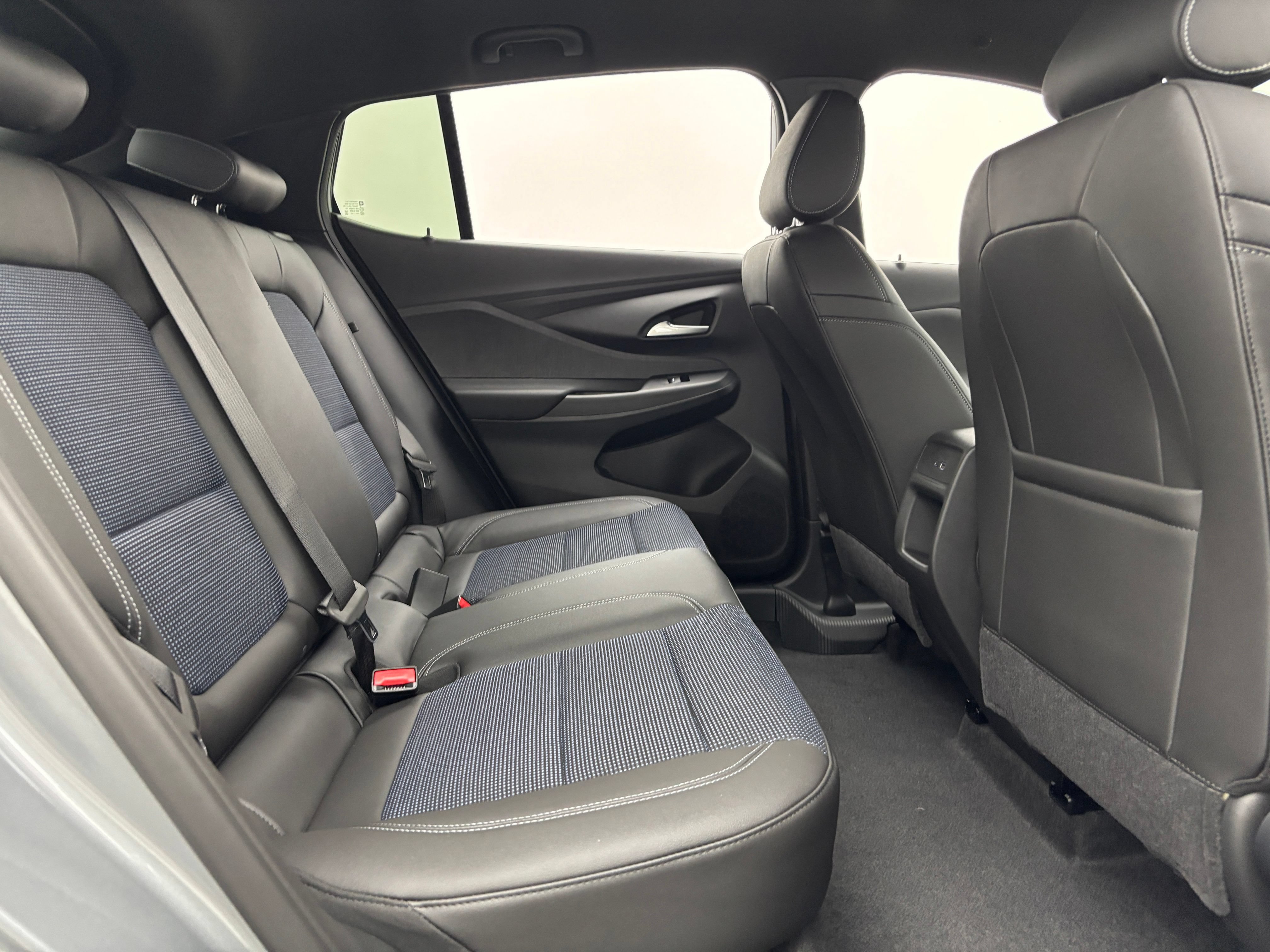 New 2026 Buick Envista Sport Touring w/ Convenience I Package FWD image 34