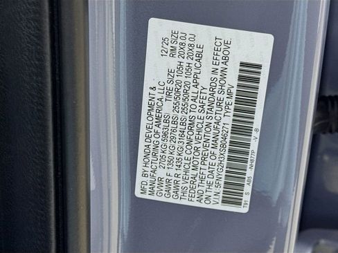 Used 2025 Honda Pilot Sport image 43