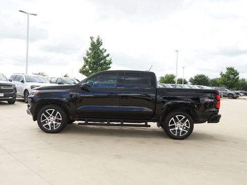 Used 2023 Chevrolet Colorado Z71 w/ Z71 Convenience Package 2 AWD/4WD image 6