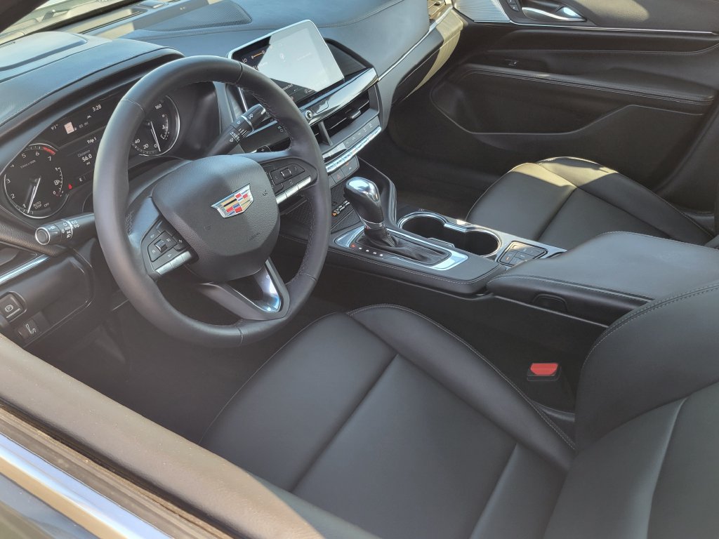 Used 2024 Cadillac CT4 Luxury w/ Sun And Sound Package RWD image 3
