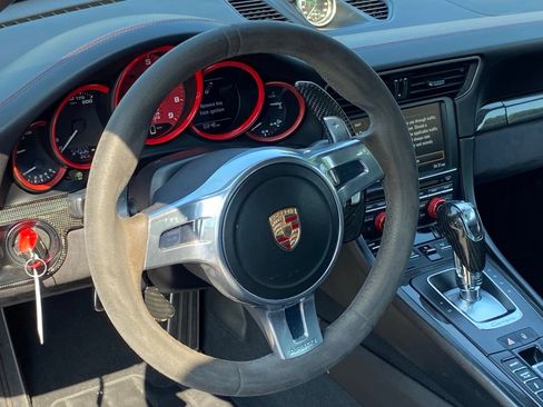Used 2015 Porsche 911 Carrera GTS RWD image 26