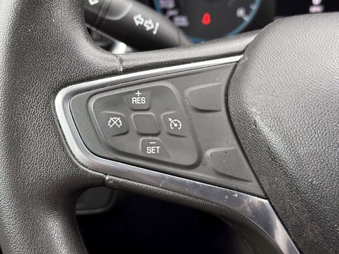 Used 2018 Chevrolet Equinox LS image 19