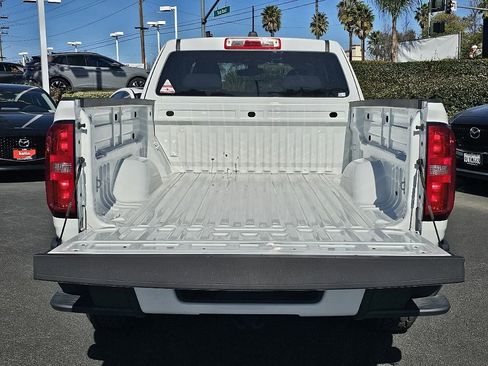 Used 2021 Chevrolet Colorado W/T w/ Custom Special Edition image 13