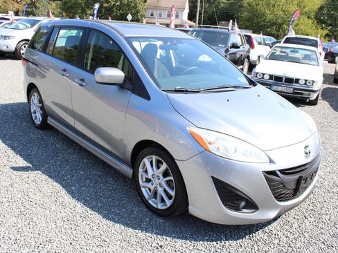 Used 2012 MAZDA MAZDA5 Touring w/ Moonroof & Audio Pkg image 4