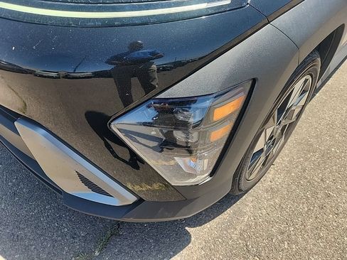 Used 2024 Hyundai Kona SEL FWD image 5