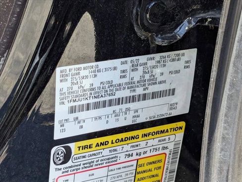 Used 2022 Ford Expedition Limited RWD image 15