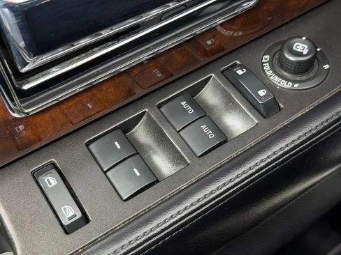 Used 2017 Lincoln Navigator Select AWD/4WD image 28