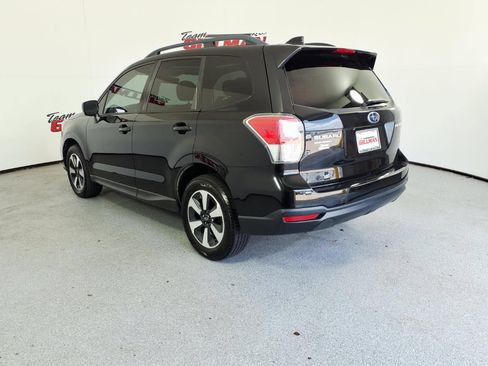 Used 2018 Subaru Forester 2.5i Premium AWD/4WD image 4