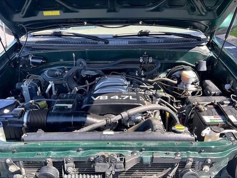 Used 2002 Toyota Sequoia SR5 RWD image 10