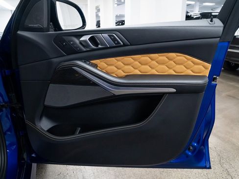 Used 2021 BMW X5 M w/ Competition Package image 25