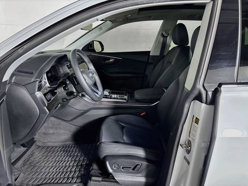 Used 2023 Audi Q8 Premium Plus w/ Premium Plus Package AWD/4WD image 11