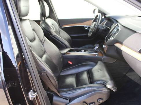 Used 2018 Volvo XC90 T6 Inscription image 43