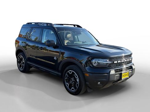 Certified 2025 Ford Bronco Sport Outer Banks w/ Outer Banks Tech Package+ image 7