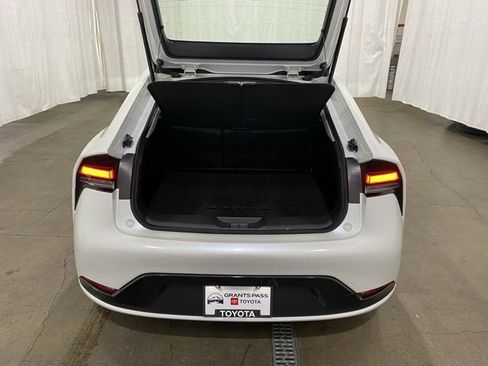 New 2026 Toyota Prius XSE image 11