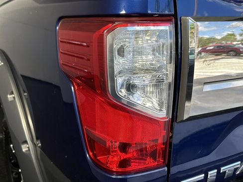 Used 2017 Nissan Titan Platinum Reserve image 30