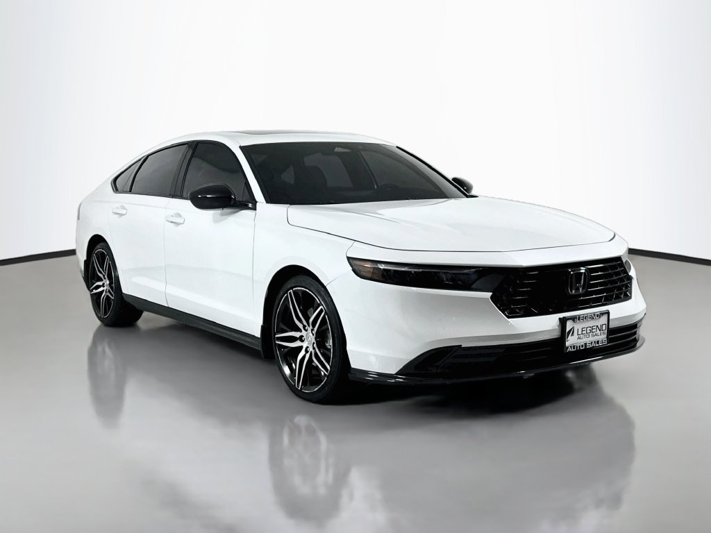 Used 2024 Honda Accord Sport image 4