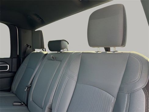 Used 2024 RAM 2500 Big Horn image 17