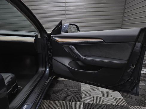 Used 2023 Tesla Model 3 Long Range AWD/4WD image 33