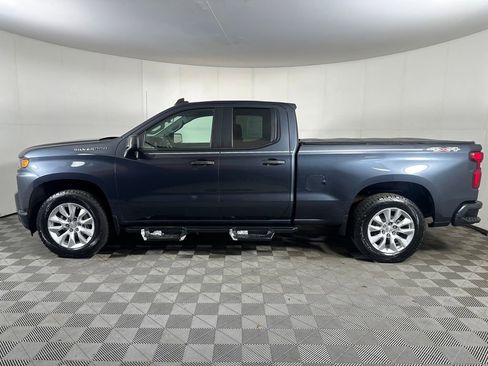 Used 2021 Chevrolet Silverado 1500 Custom image 2