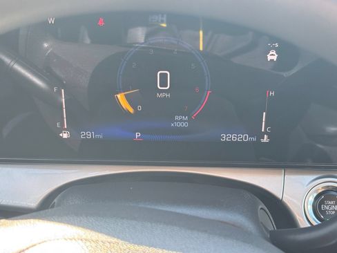 Used 2025 Chevrolet Trax LT FWD image 40
