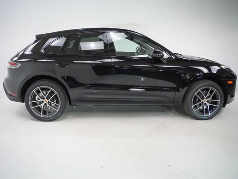 Certified 2026 Porsche Macan image 9