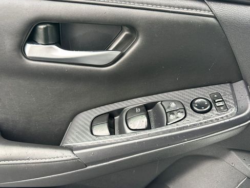 Used 2024 Nissan Sentra SV image 10