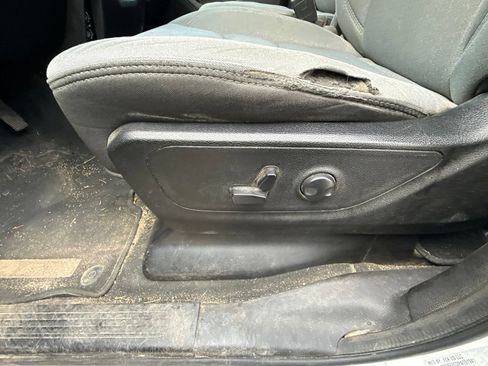 Used 2023 RAM 1500 Big Horn AWD/4WD image 15
