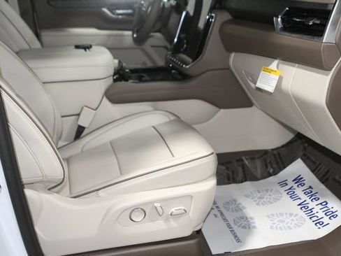 New 2026 GMC Yukon Denali w/ Advanced Technology Package AWD/4WD image 22