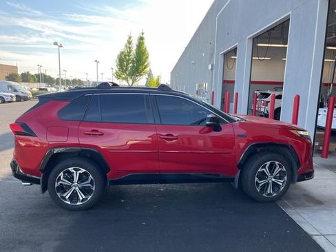 Used 2022 Toyota RAV4 XSE w/ Weather Package image 4