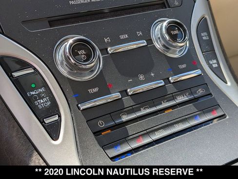 Used 2020 Lincoln Nautilus Reserve AWD/4WD image 25