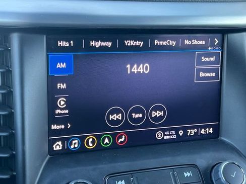 Used 2023 GMC Acadia SLT image 26