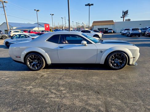 Used 2020 Dodge Challenger SRT Hellcat Redeye image 7