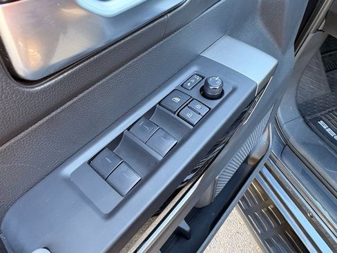 Used 2024 Toyota Sequoia Limited image 17