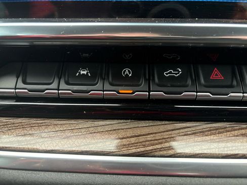 Used 2024 Chevrolet Silverado 1500 LT image 18