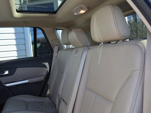 Used 2013 Ford Edge SEL image 15