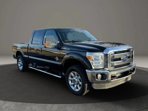 Used 2016 Ford F250 Lariat w/ Lariat Ultimate Package AWD/4WD image 7