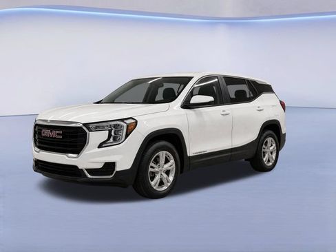 Used 2024 GMC Terrain SLE FWD image 3