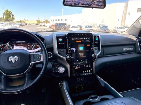 Used 2022 RAM 1500 Laramie AWD/4WD image 13