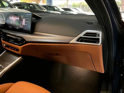 Certified 2025 BMW 330i Sedan image 18