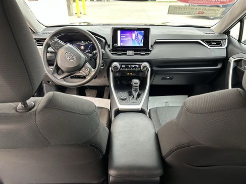Certified 2021 Toyota RAV4 XLE Premium image 26