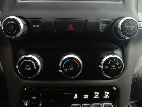 Used 2021 RAM 1500 Lone Star RWD image 4