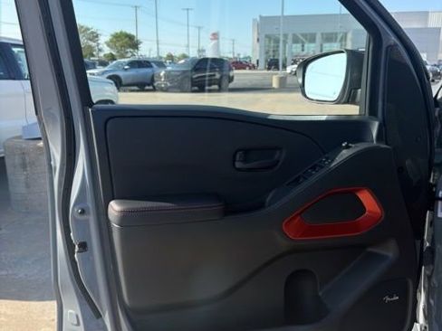 New 2026 Nissan Frontier PRO-4X w/ Pro Premium Package AWD/4WD image 7