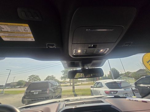 Used 2021 Ford F150 Lariat w/ Equipment Group 502A High AWD/4WD image 20