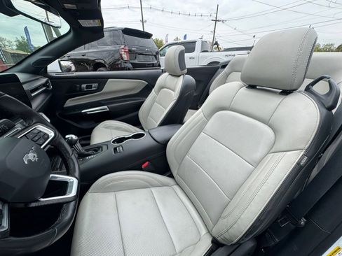 Used 2024 Ford Mustang Premium RWD image 36